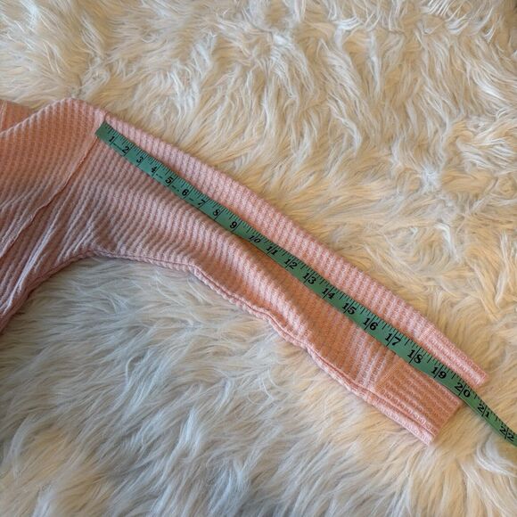 Abercrombie & Fitch Waffle Knit V-Neck Sweater Top Long Sleeve Size Small NWT - Picture 9 of 9